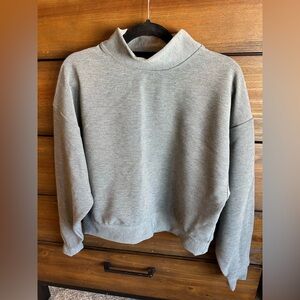 CALIA by Carrie Underwood Heather Gray Sweatshirt